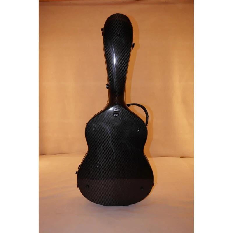 Klassische Gitarrenbox aus Kohlefaser