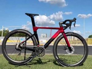 Warum sind Kohlefaserbikes teurer?